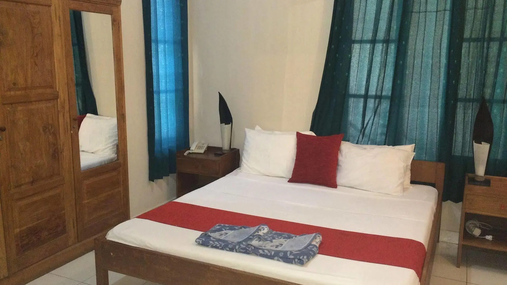 Secret Garden Inn Kuta Lombok Szálloda